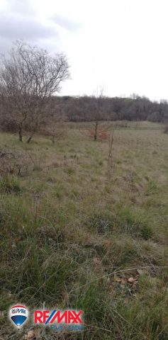 Działka na sprzedaż 1500 m² – Labin