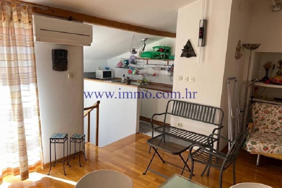 Apartment Zu verkaufen - SPLITSKO-DALMATINSKA  HVAR 