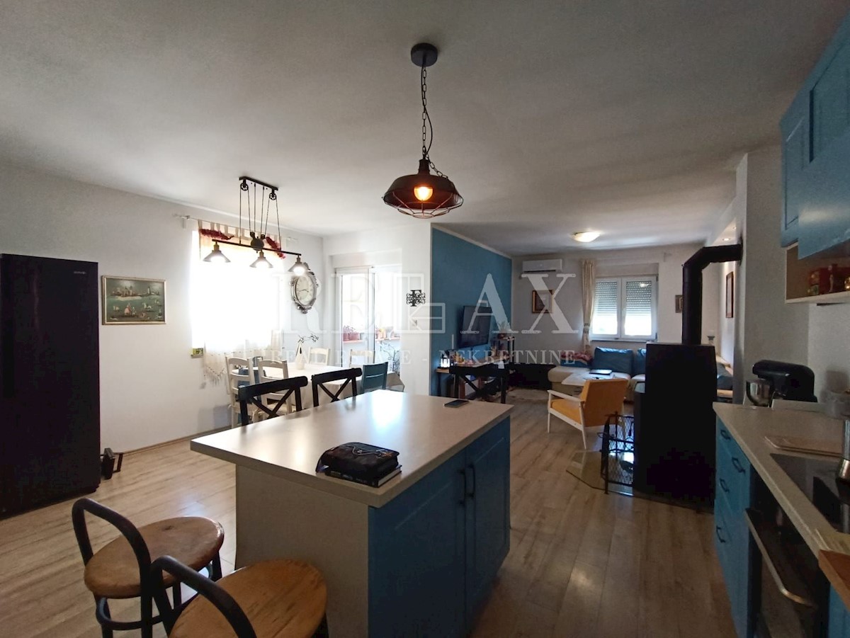 Flat For sale - Primorsko-goranska Novi Vinodolski - foto 5/17