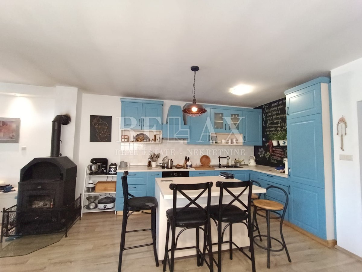 Flat For sale - PRIMORSKO-GORANSKA  NOVI VINODOLSKI 