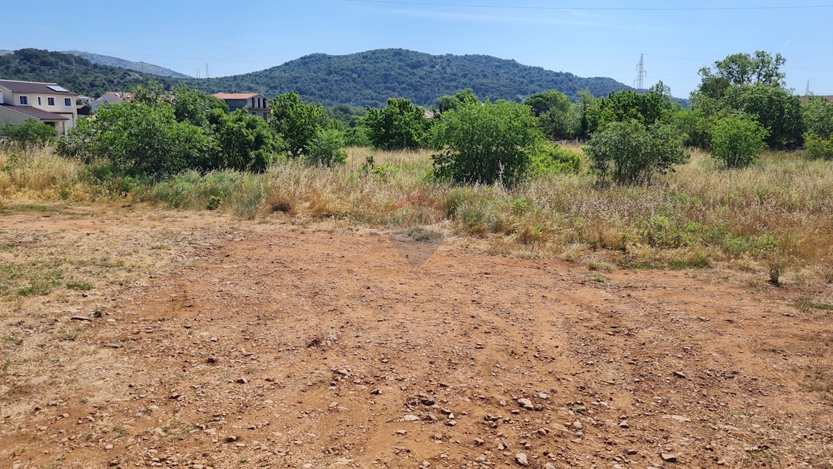 Parcela Na predaj - ŠIBENSKO-KNINSKA  ŠIBENIK 