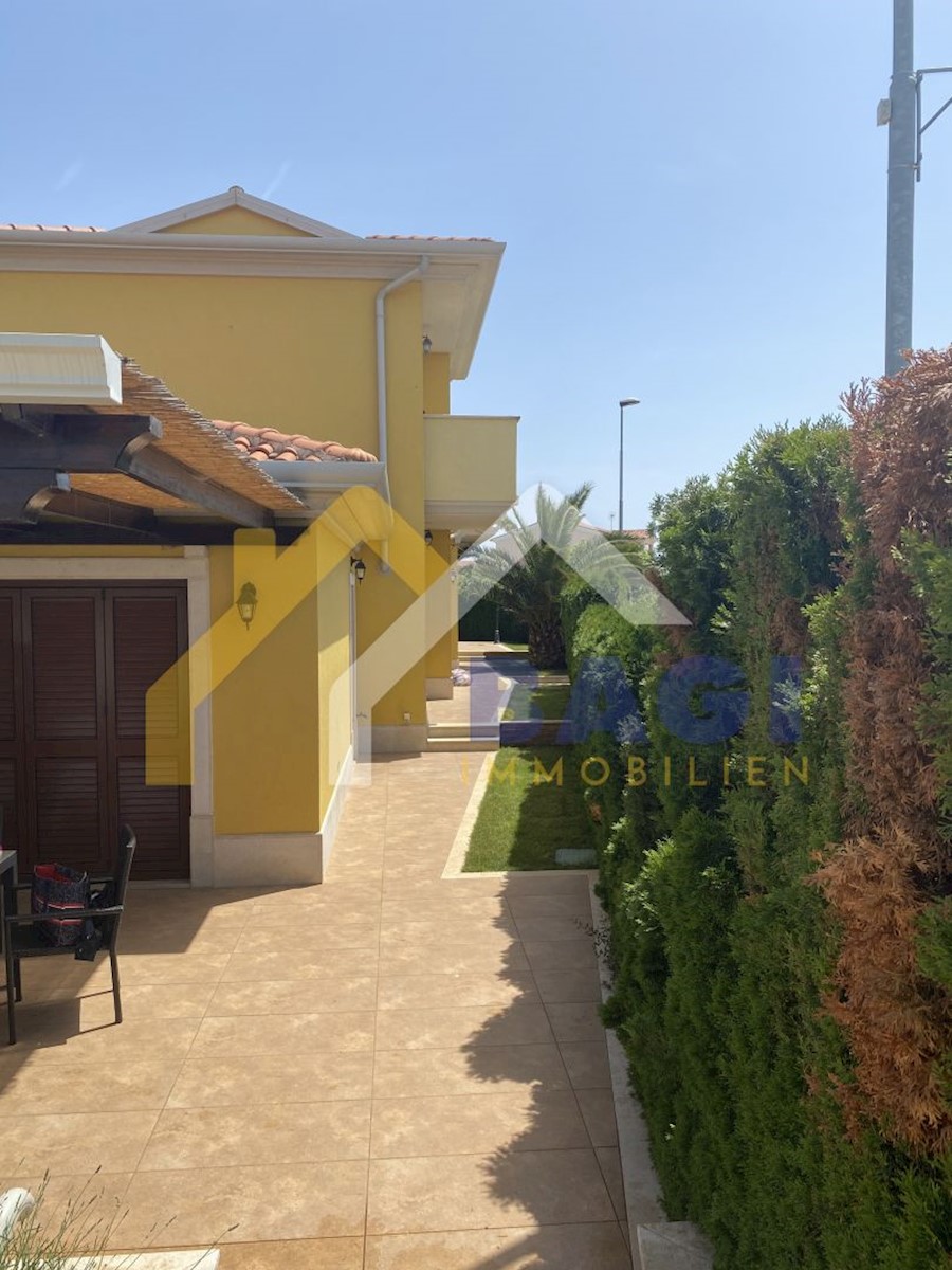 House For sale - ISTARSKA  FAŽANA 