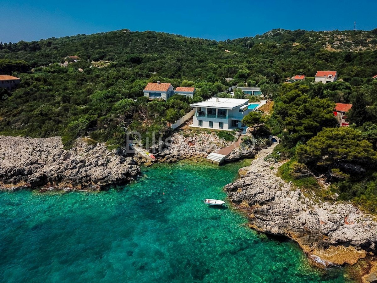 Casa In vendita - DUBROVAČKO-NERETVANSKA  DUBROVNIK 