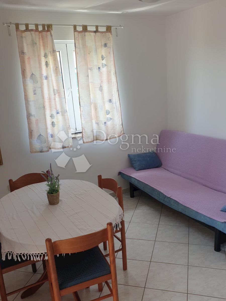 Apartma Na predaj - PRIMORSKO-GORANSKA  KRK 