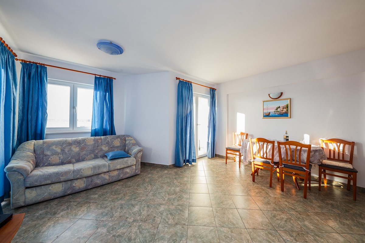 Maison À vendre - ŠIBENSKO-KNINSKA  ROGOZNICA 