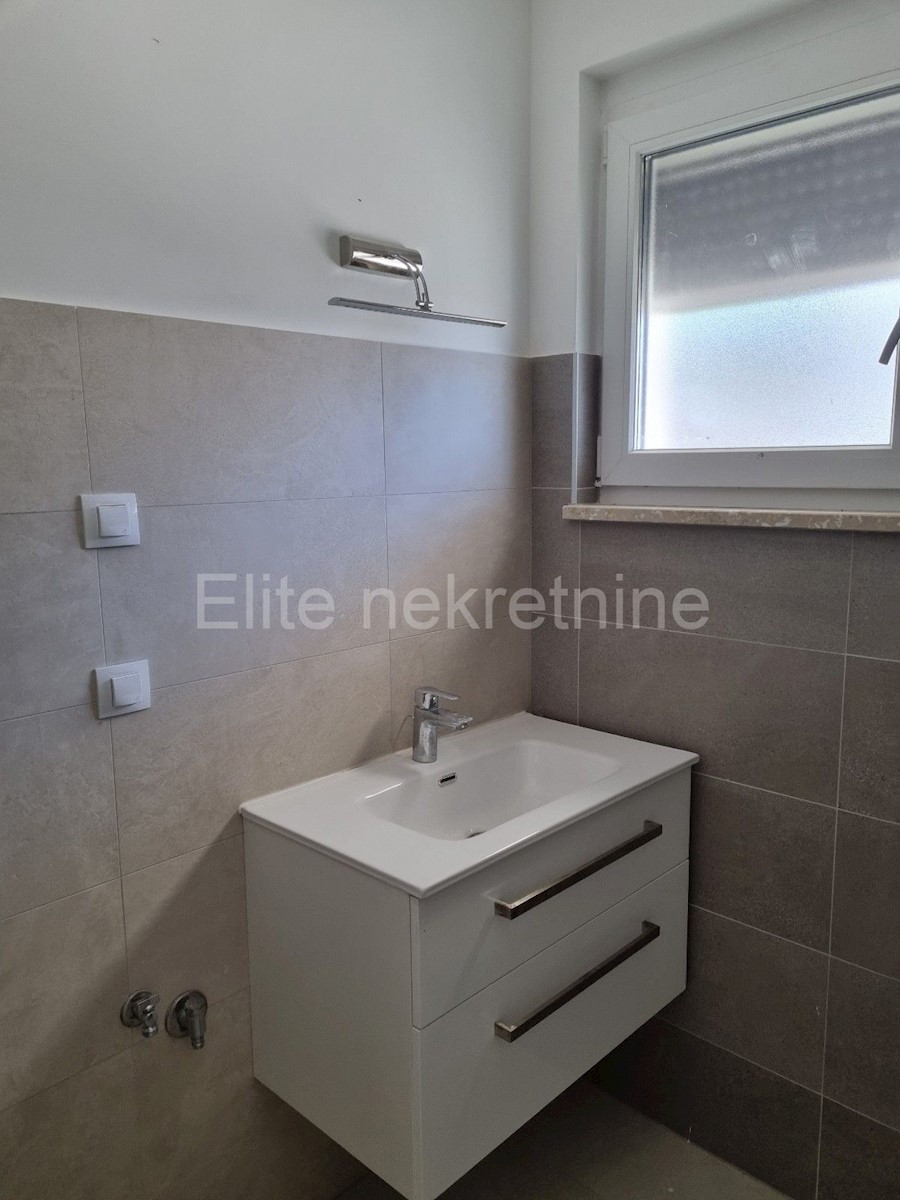 Apartment Zu verkaufen - PRIMORSKO-GORANSKA  KOSTRENA 