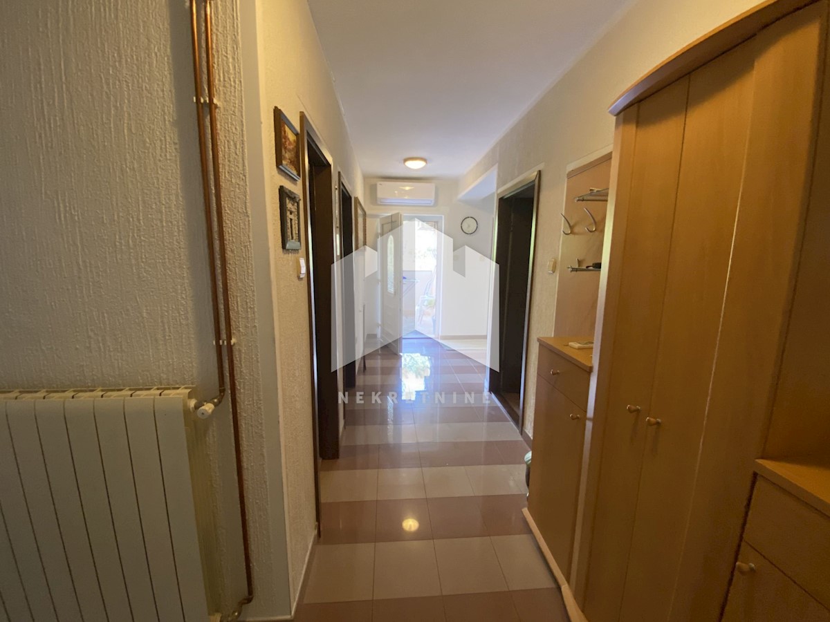 Flat For sale - PRIMORSKO-GORANSKA  NOVI VINODOLSKI 