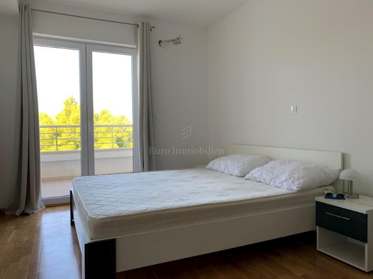 Apartment Zu verkaufen - SPLITSKO-DALMATINSKA  TUČEPI 