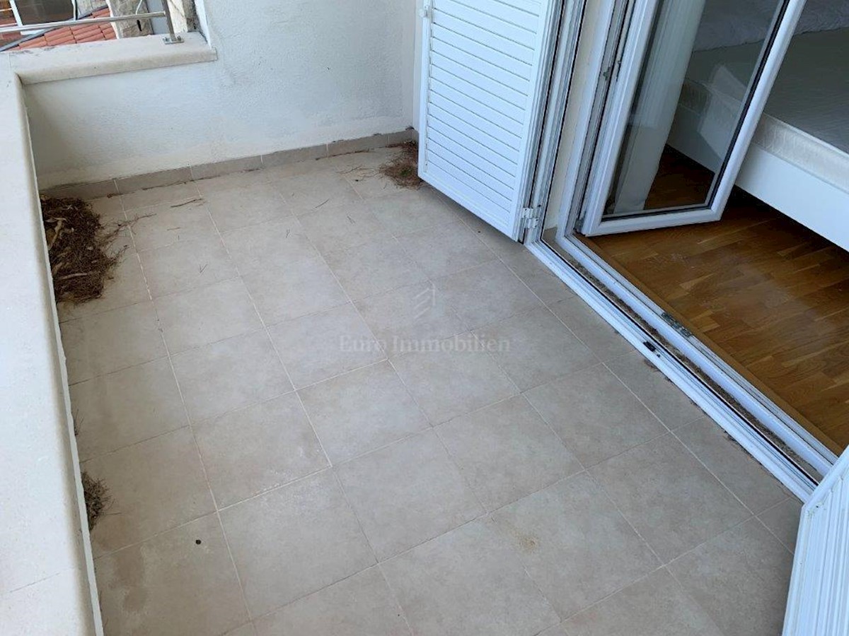 Apartment Zu verkaufen - SPLITSKO-DALMATINSKA  TUČEPI 