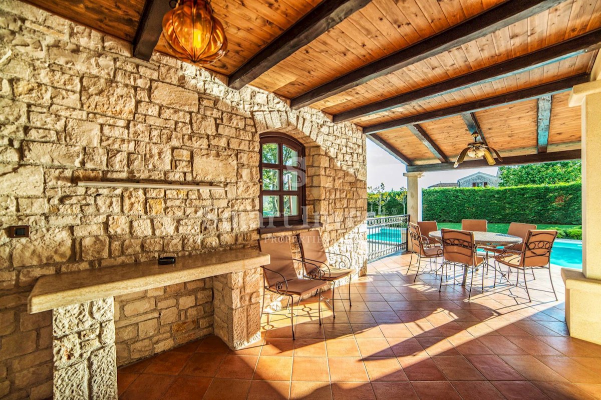 Casa In vendita - ISTARSKA  POREČ 