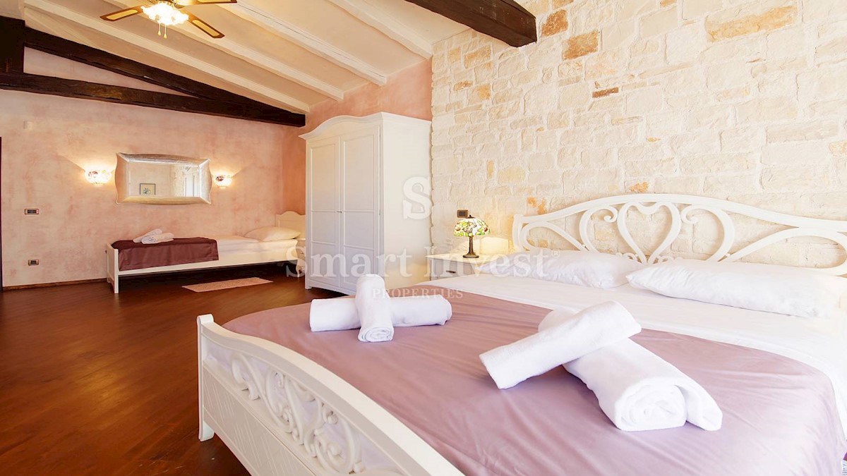 Casa In vendita - ISTARSKA  POREČ 