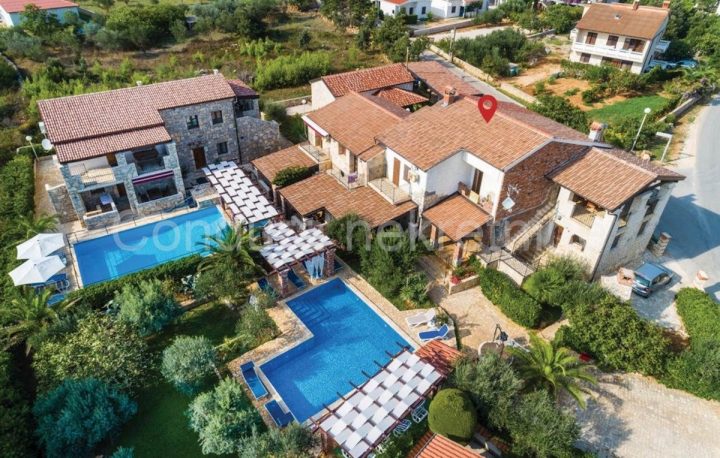 Dům na prodej 1917 m² – Vir