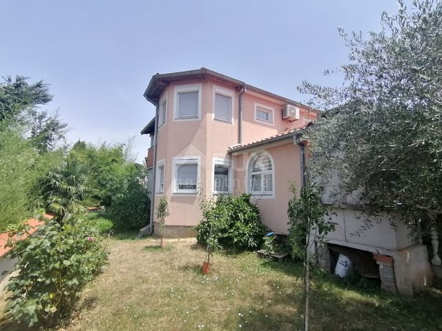 Dom na sprzedaż 290 m² – Pula