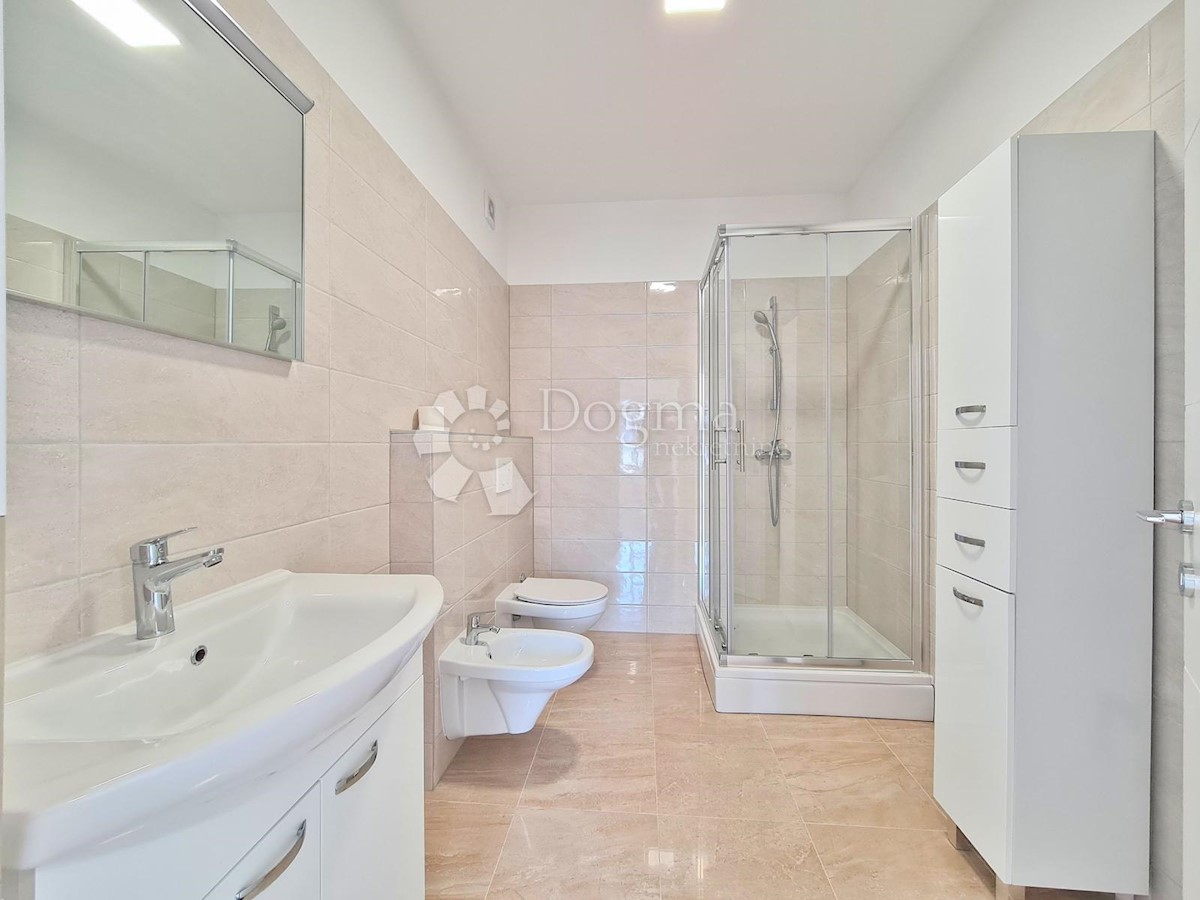 Casa In vendita - PRIMORSKO-GORANSKA  VIŠKOVO 
