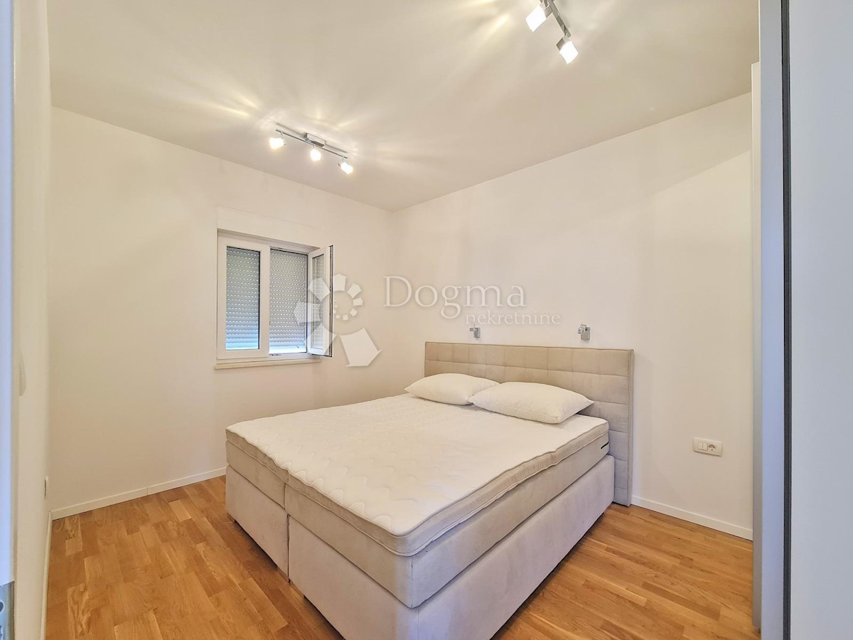 Casa In vendita - PRIMORSKO-GORANSKA  VIŠKOVO 