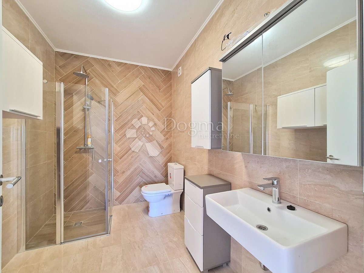 Casa In vendita - PRIMORSKO-GORANSKA  VIŠKOVO 