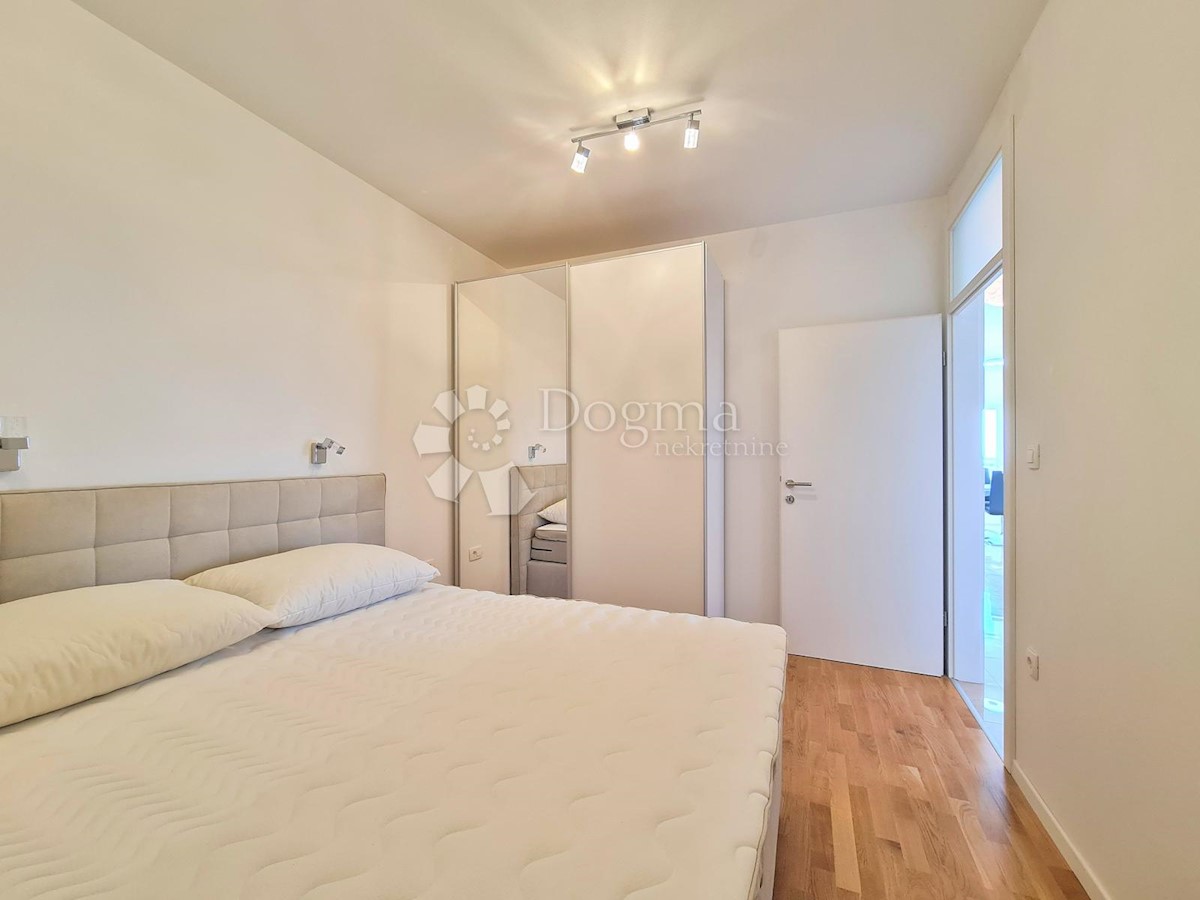 Casa In vendita - PRIMORSKO-GORANSKA  VIŠKOVO 