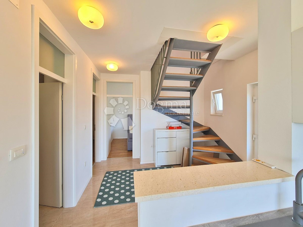 Casa In vendita - PRIMORSKO-GORANSKA  VIŠKOVO 