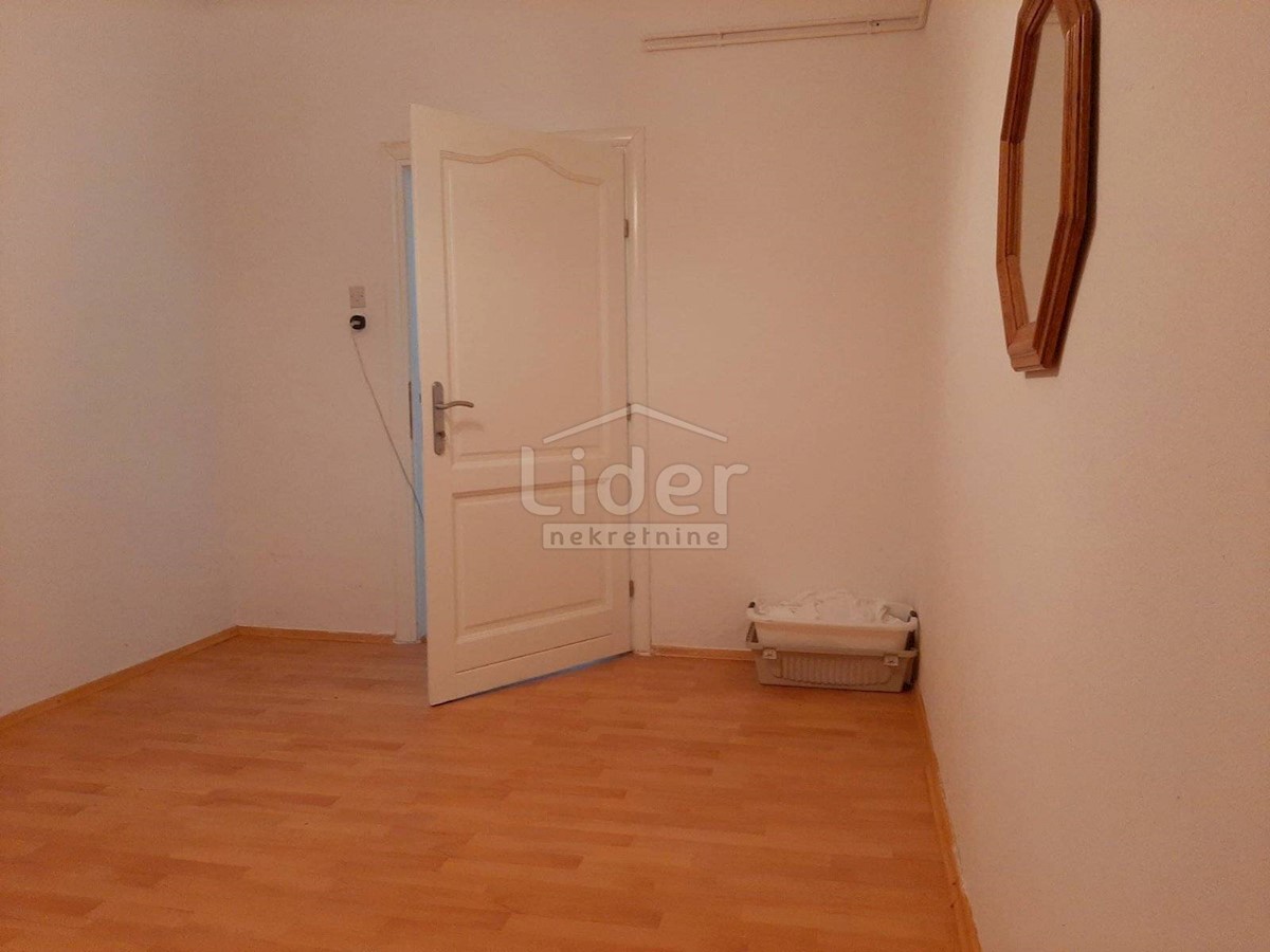 Maison À vendre - LIČKO-SENJSKA  SENJ 