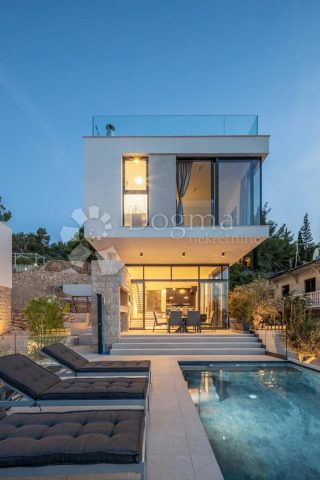 House for sale 265 m² – Ugljan