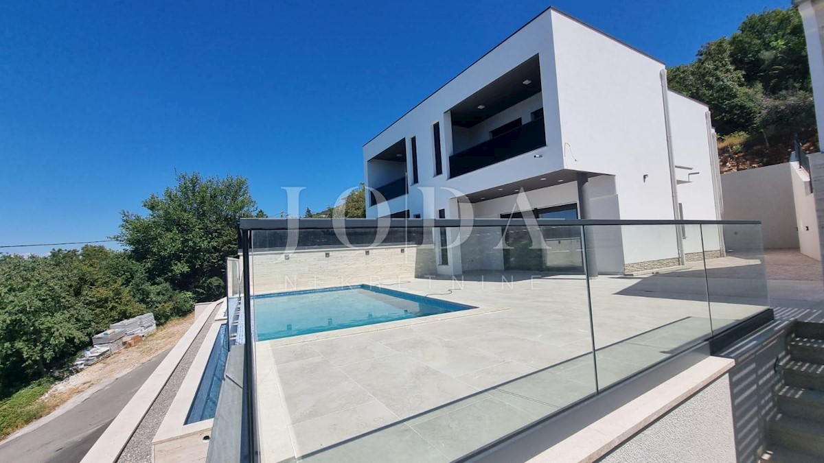Casa In vendita - PRIMORSKO-GORANSKA  CRIKVENICA 