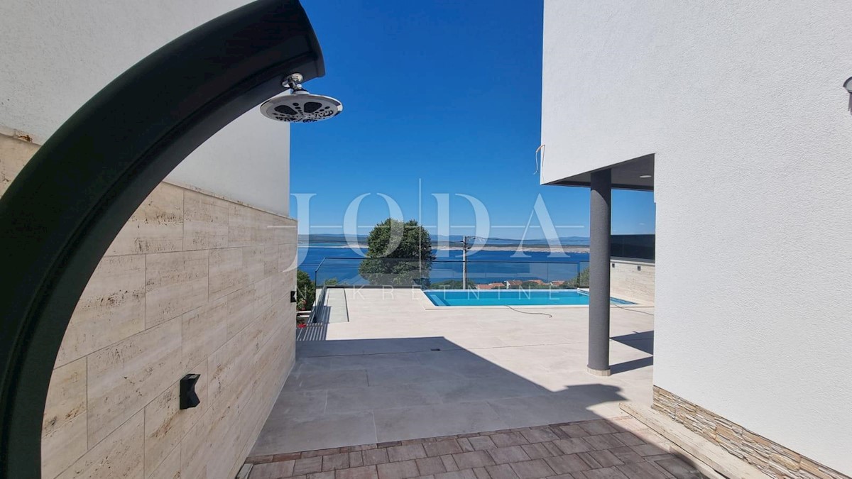 Casa In vendita - PRIMORSKO-GORANSKA  CRIKVENICA 