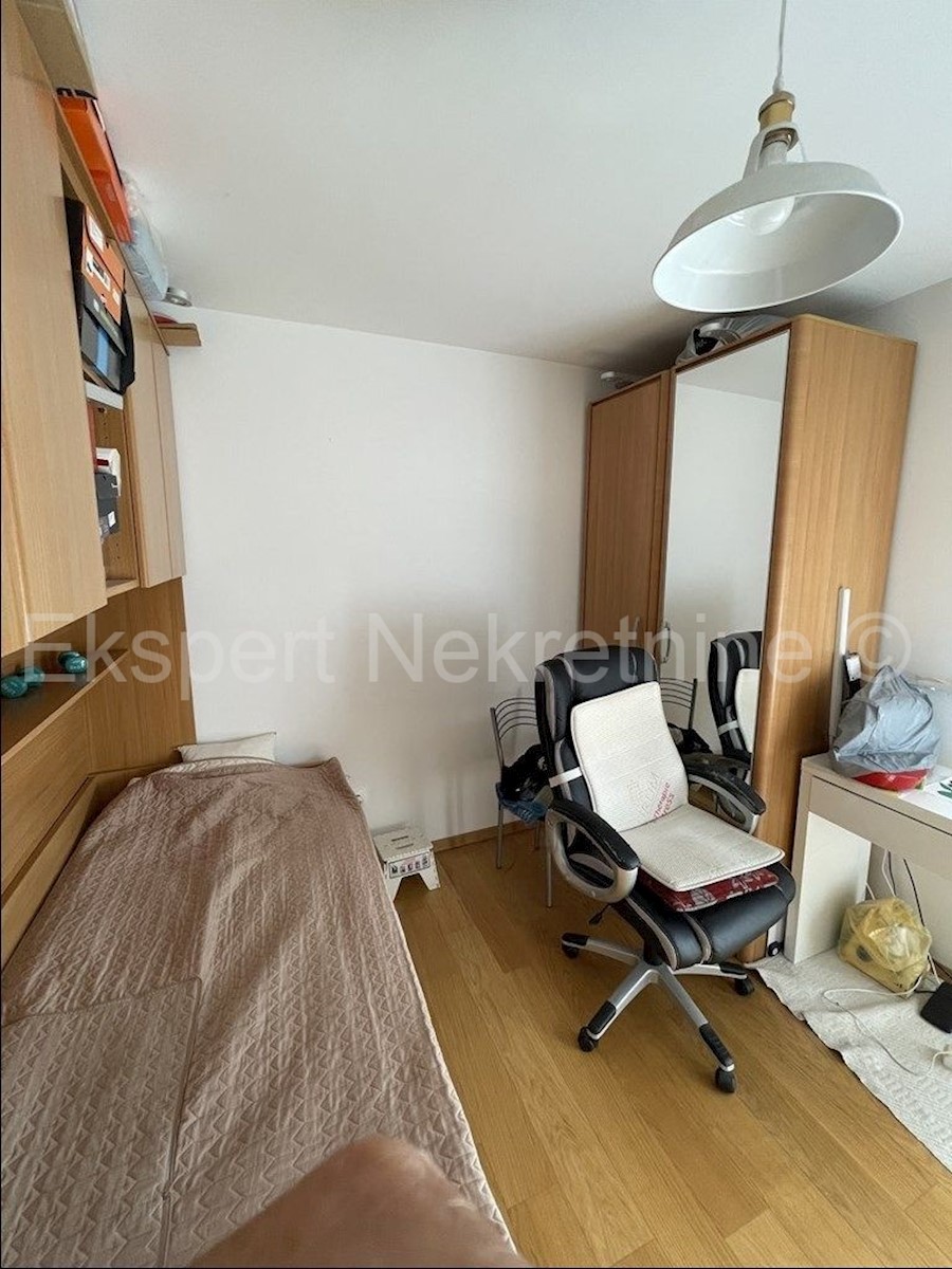 Apartmán Na prodej - SPLITSKO-DALMATINSKA  KAŠTELA 