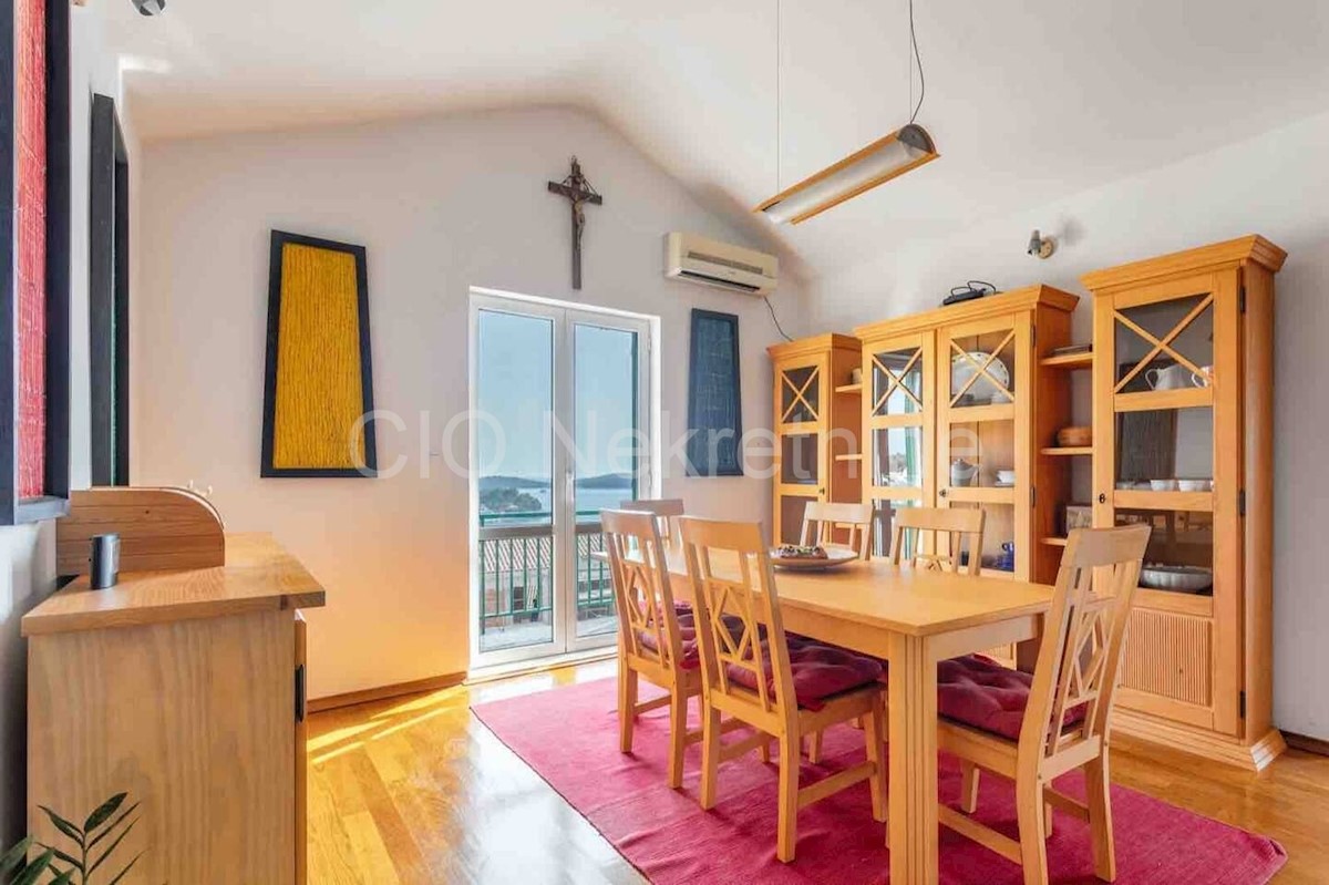 Apartment Zu verkaufen - SPLITSKO-DALMATINSKA  HVAR 