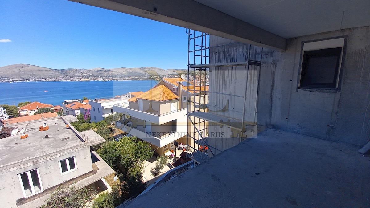 Apartma Naprodaj - SPLITSKO-DALMATINSKA  Čiovo