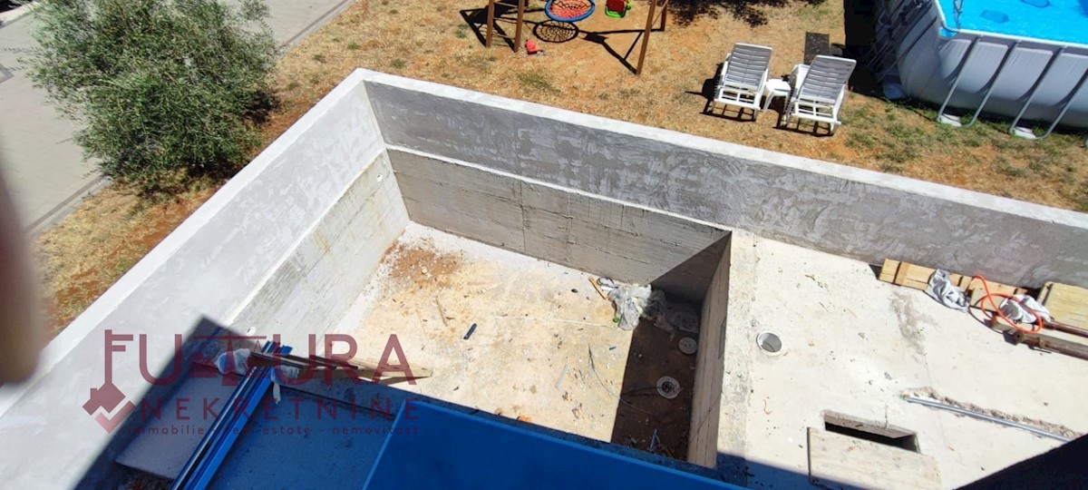 Casa In vendita - ZADARSKA  NIN 