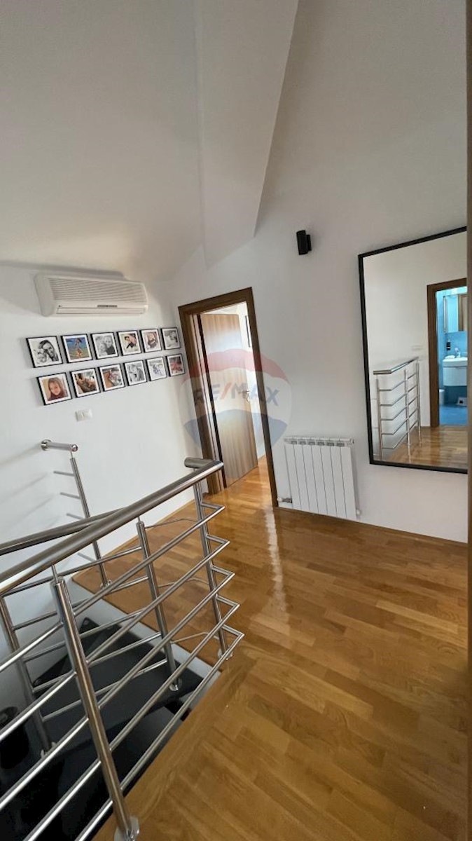 Apartment Zu verkaufen - PRIMORSKO-GORANSKA  KASTAV 