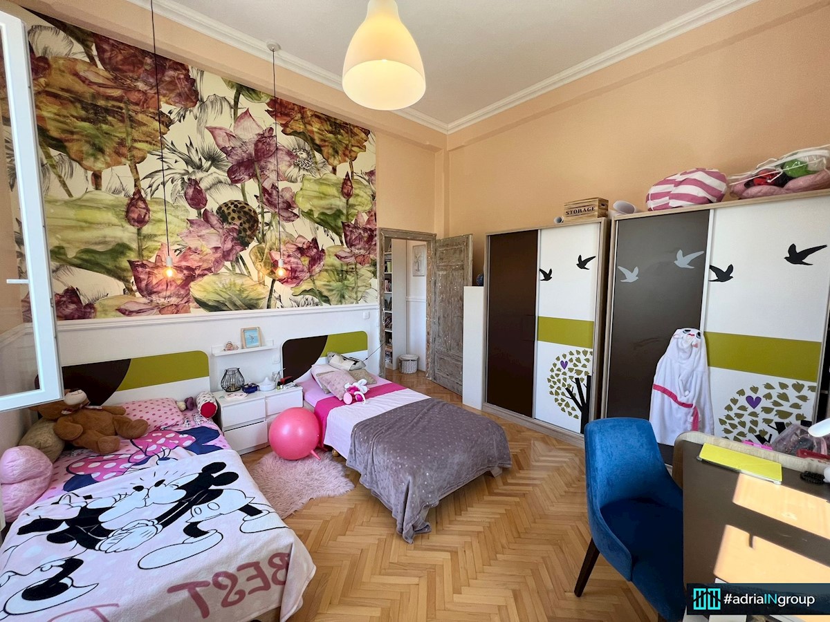 Apartment Zu verkaufen - SPLITSKO-DALMATINSKA  DUGI RAT 