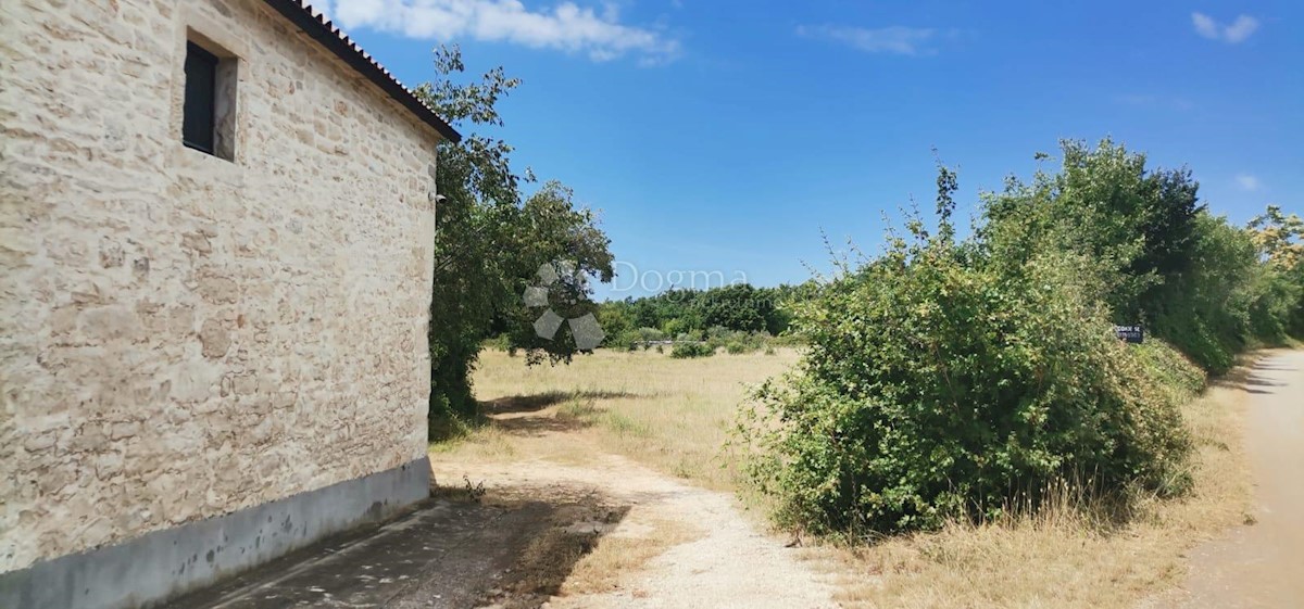 Parcela Naprodaj - ISTARSKA  Barban