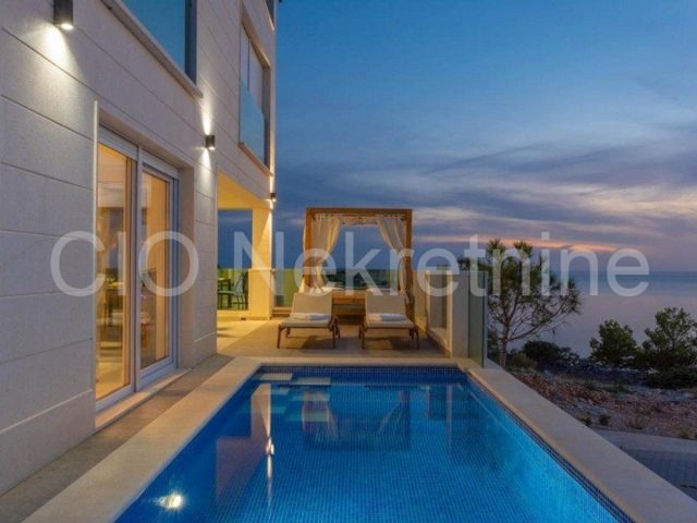 House for sale 250 m² – Ražanj