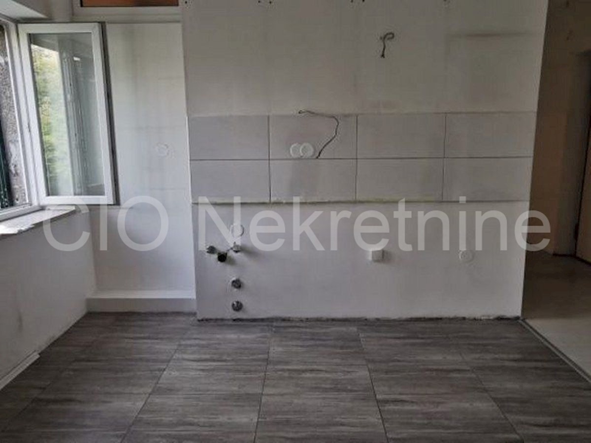 Apartmán Na prodej - SPLITSKO-DALMATINSKA  SPLIT 