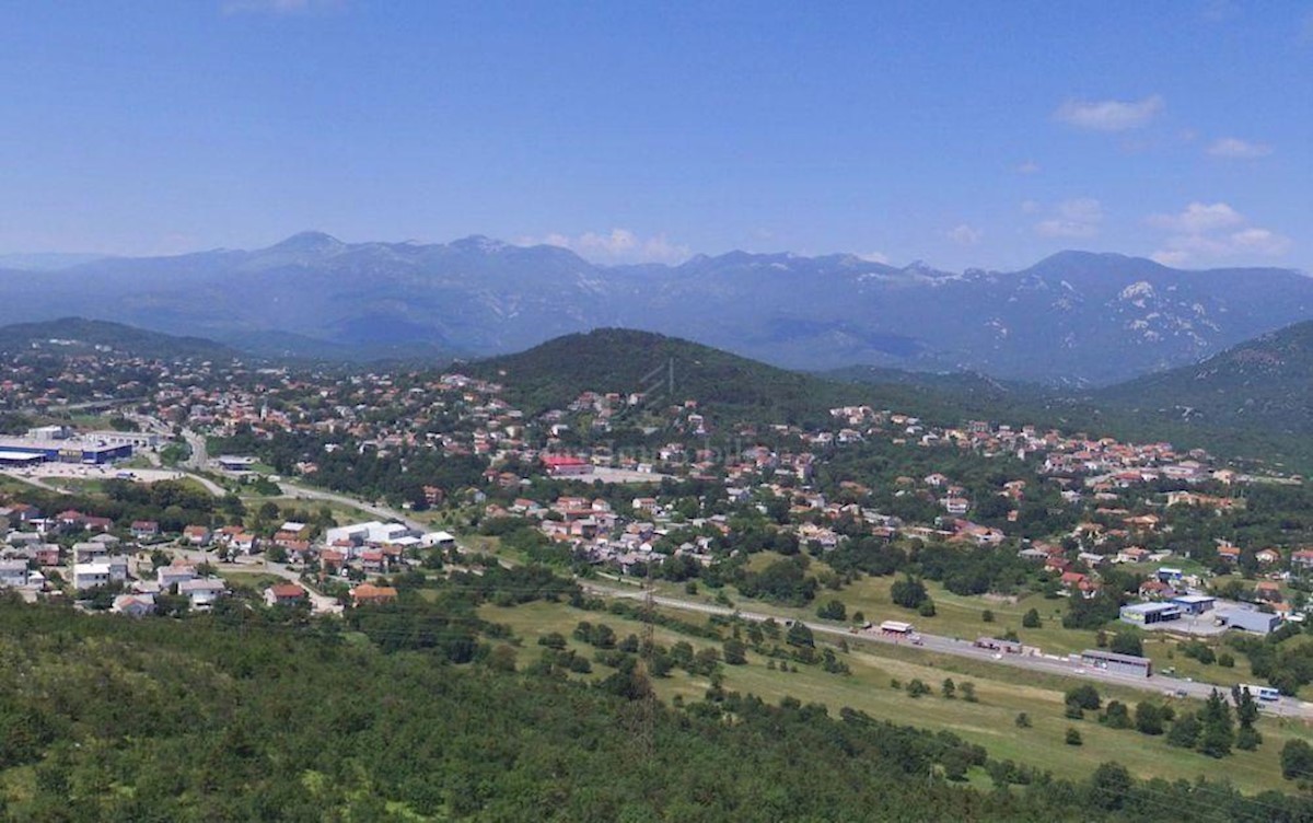 Działka Na sprzedaż CERNIK