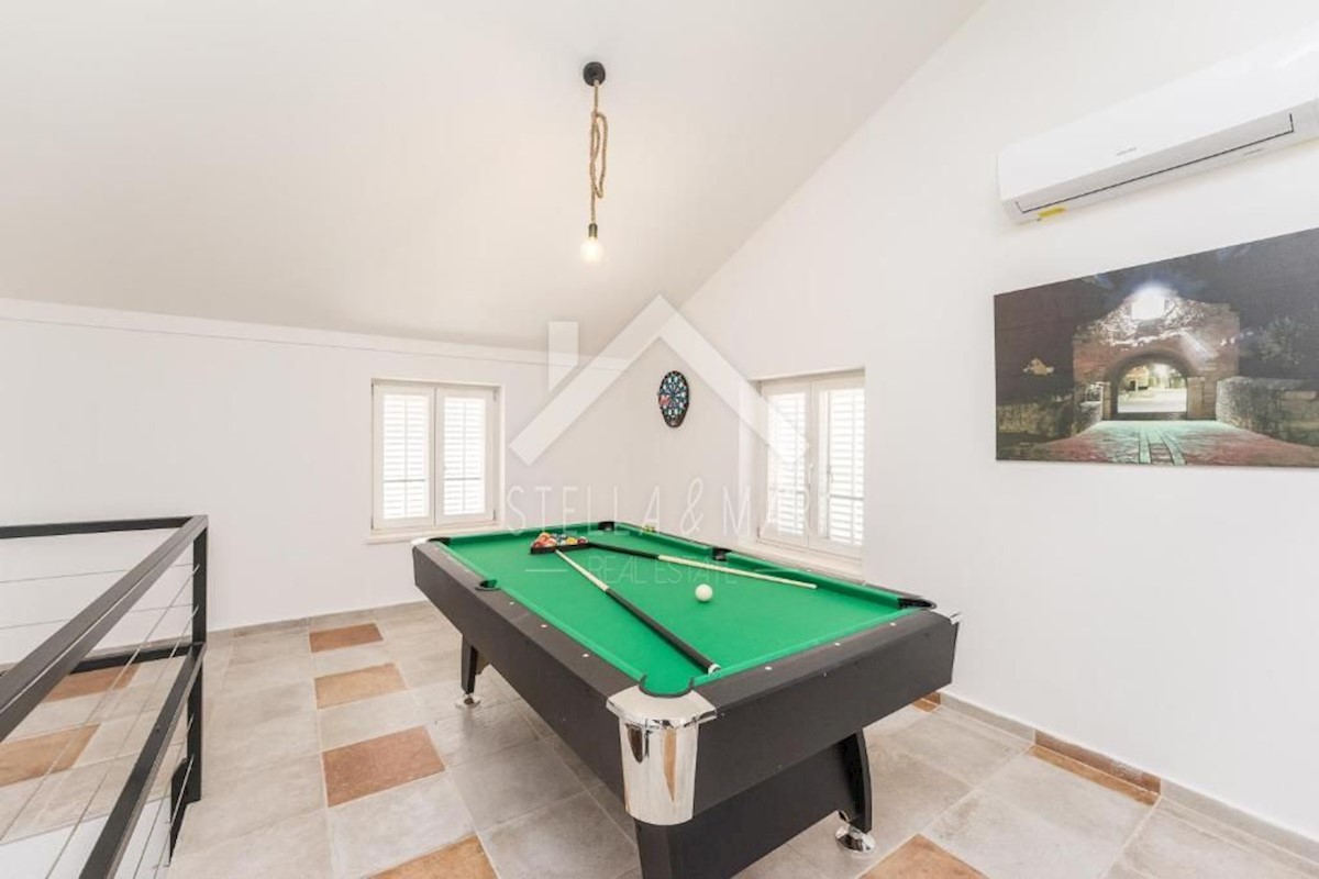 House For sale - ZADARSKA  NIN 
