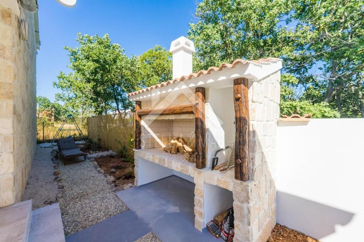 House For sale - ZADARSKA  NIN 