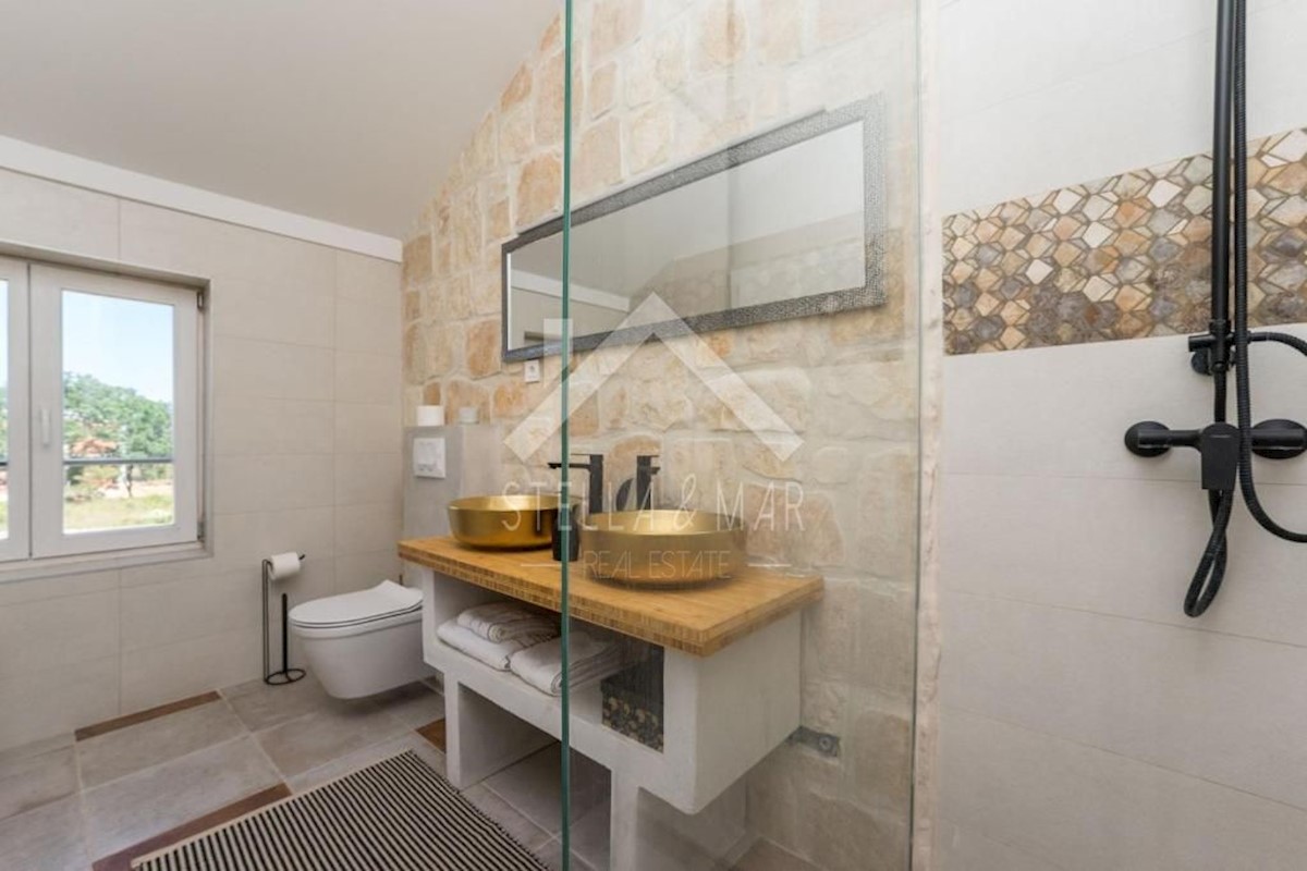 House For sale - ZADARSKA  NIN 