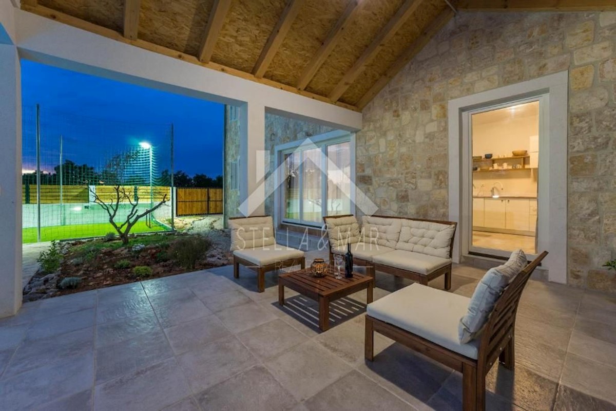 House For sale - ZADARSKA  NIN 