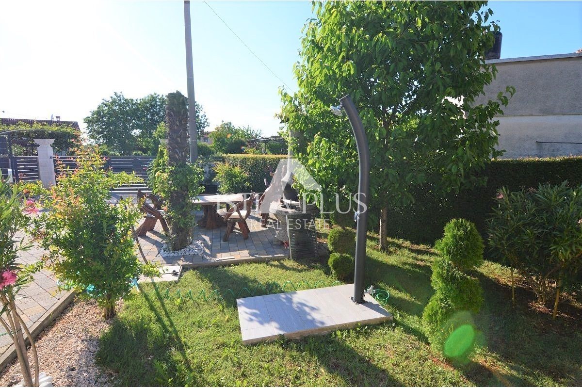 Casa In vendita - Istarska Poreč - foto 2/19
