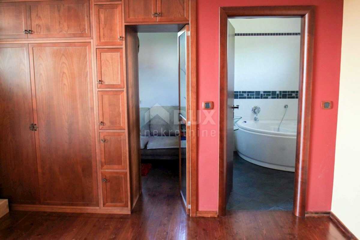 Casa In vendita - PRIMORSKO-GORANSKA  KASTAV 