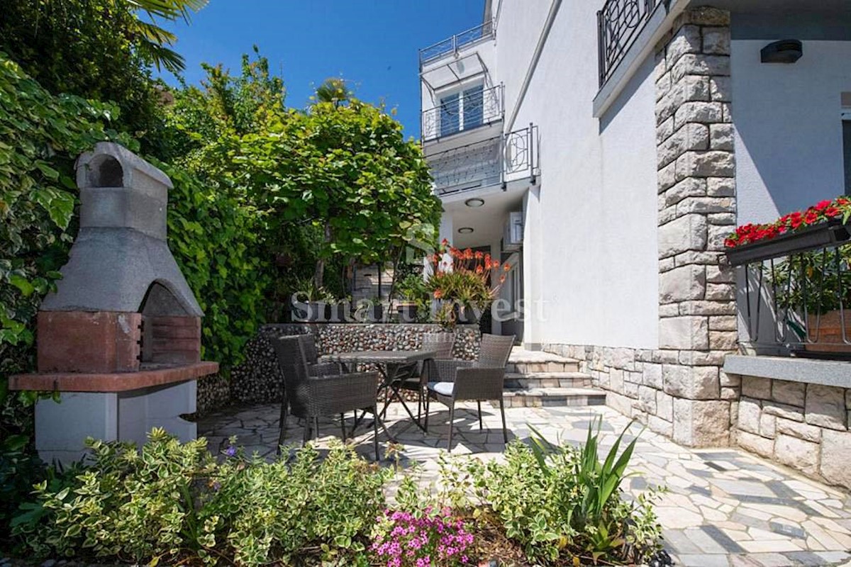 Dom Na predaj - PRIMORSKO-GORANSKA  OPATIJA 
