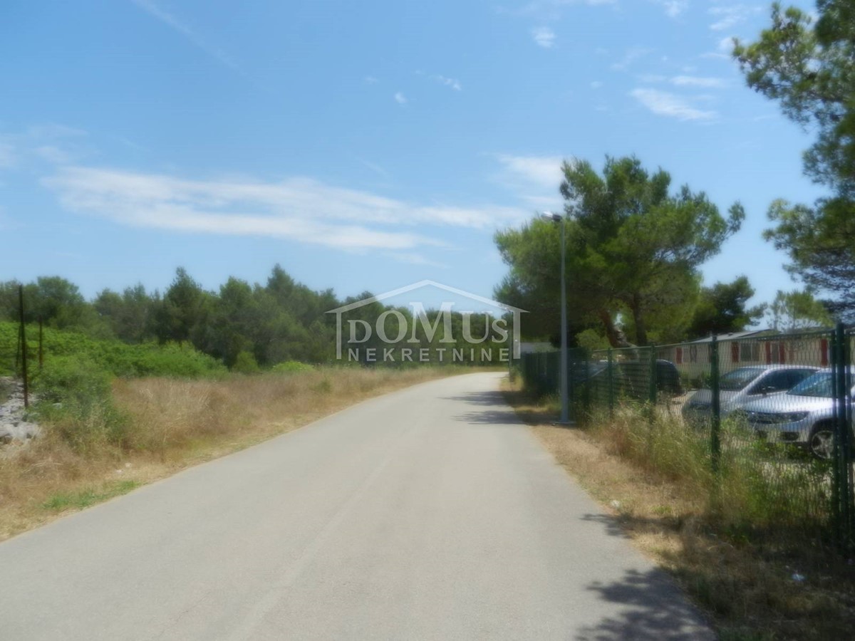 Land For sale - ŠIBENSKO-KNINSKA ŠIBENIK