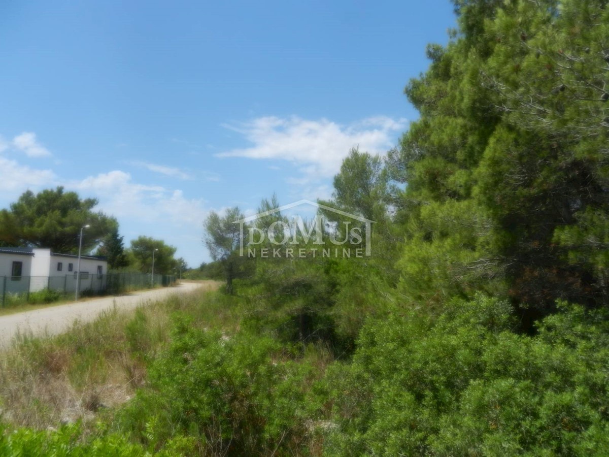 Land For sale - ŠIBENSKO-KNINSKA ŠIBENIK