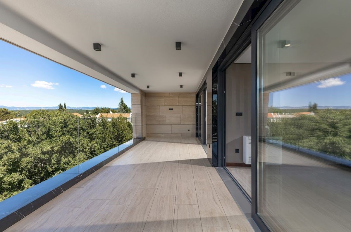 Appartement À vendre - PRIMORSKO-GORANSKA  KRK 