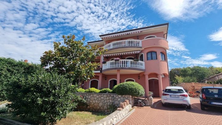 Kuća na prodaju 400 m² – Kostrena Sveta Lucija