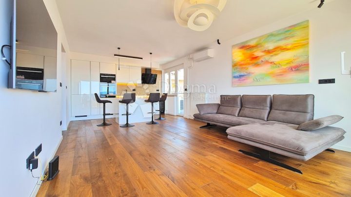 Appartement À louer - Primorsko-goranska Rijeka - foto 4/27