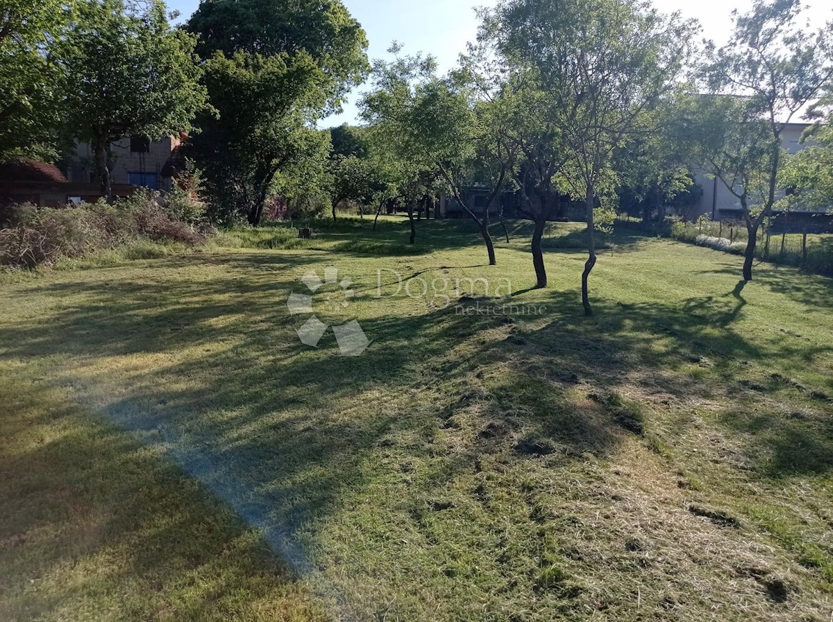 Zemljište Na prodaju - SPLITSKO-DALMATINSKA  Trilj