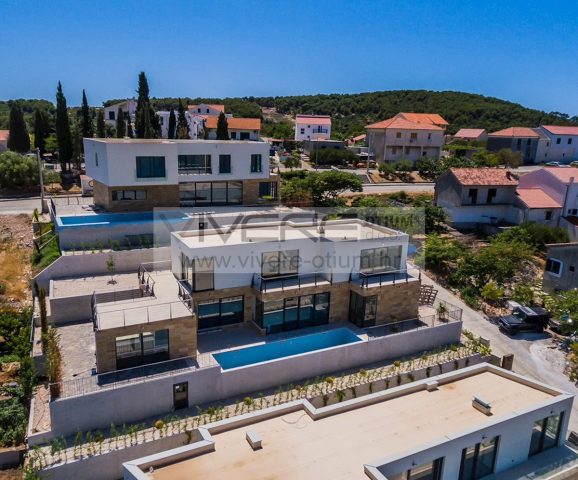 Casa in vendita 361 m² – Čiovo